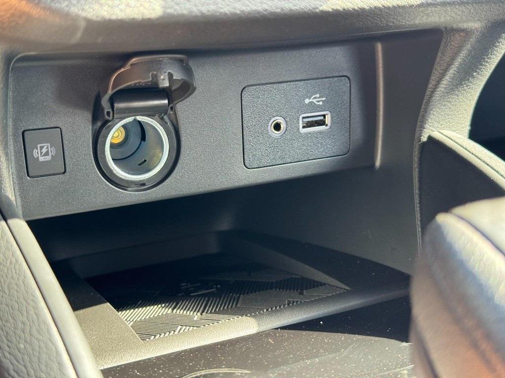 new 2025 Nissan Versa car, priced at $21,045