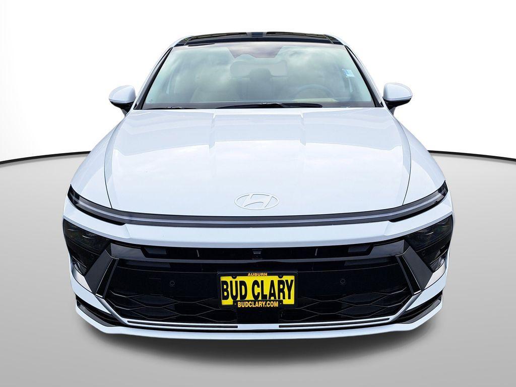 new 2025 Hyundai Sonata Hybrid car, priced at $34,335