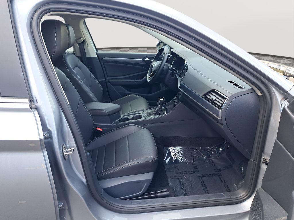 used 2024 Volkswagen Jetta car, priced at $20,363