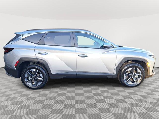 new 2026 Hyundai TUCSON Hybrid car, priced at $35,478
