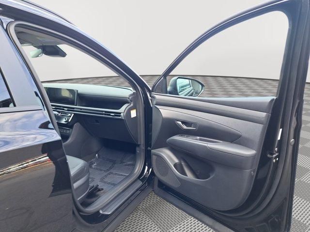 new 2026 Hyundai TUCSON Hybrid car, priced at $36,642