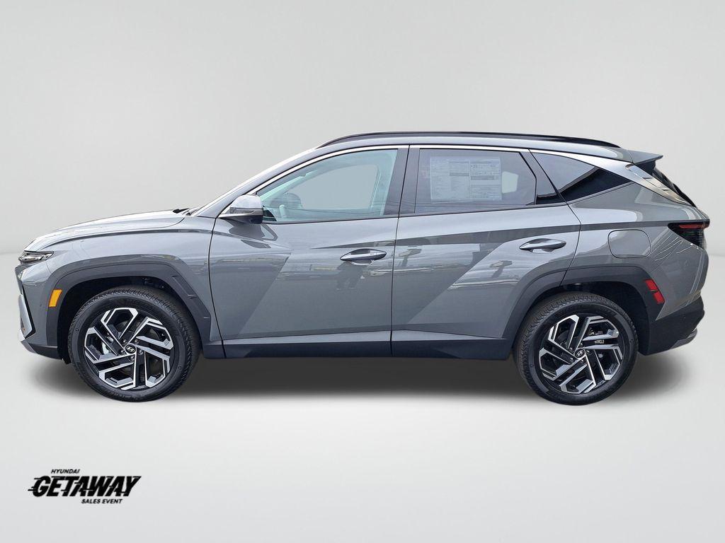 new 2025 Hyundai Tucson car, priced at $39,235