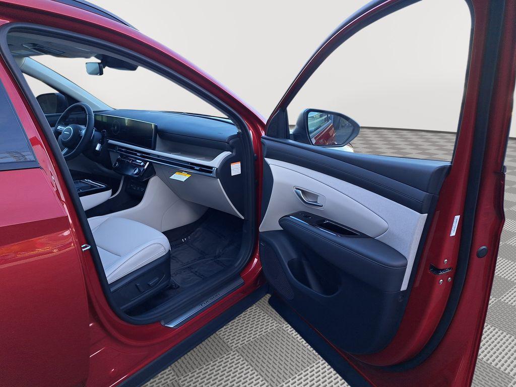 new 2026 Hyundai TUCSON Hybrid car, priced at $40,925