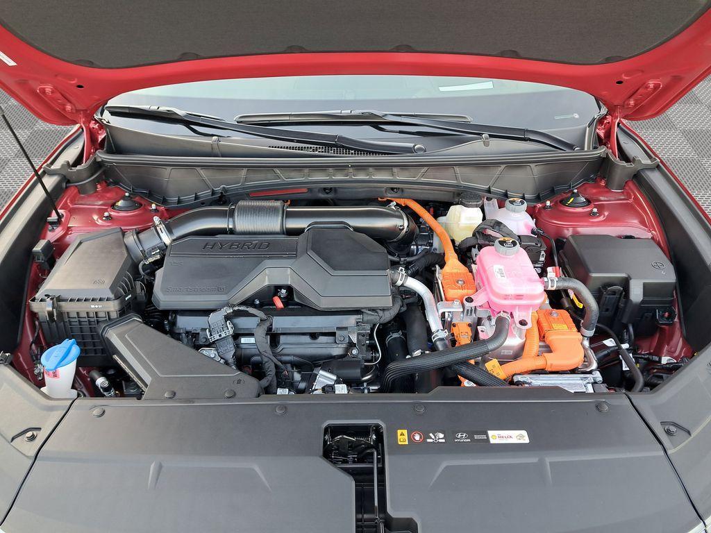 new 2026 Hyundai TUCSON Hybrid car, priced at $40,925