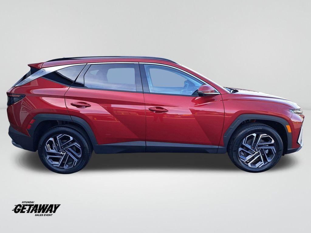 new 2026 Hyundai TUCSON Hybrid car, priced at $40,925