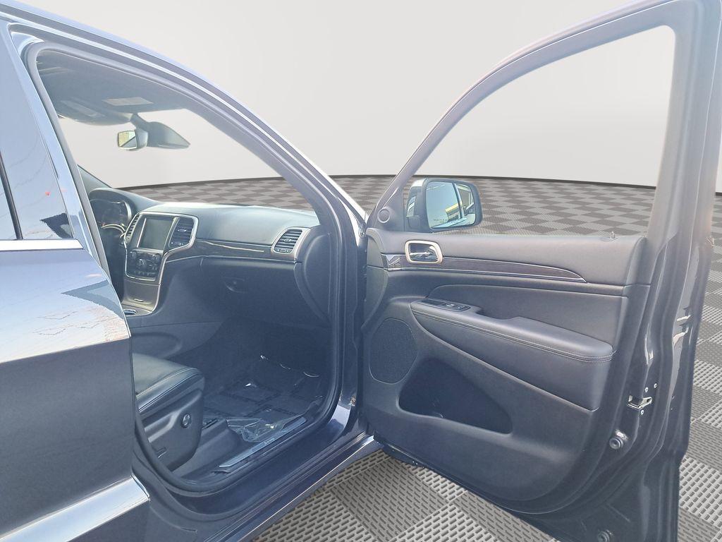 used 2014 Jeep Grand Cherokee car, priced at $14,991