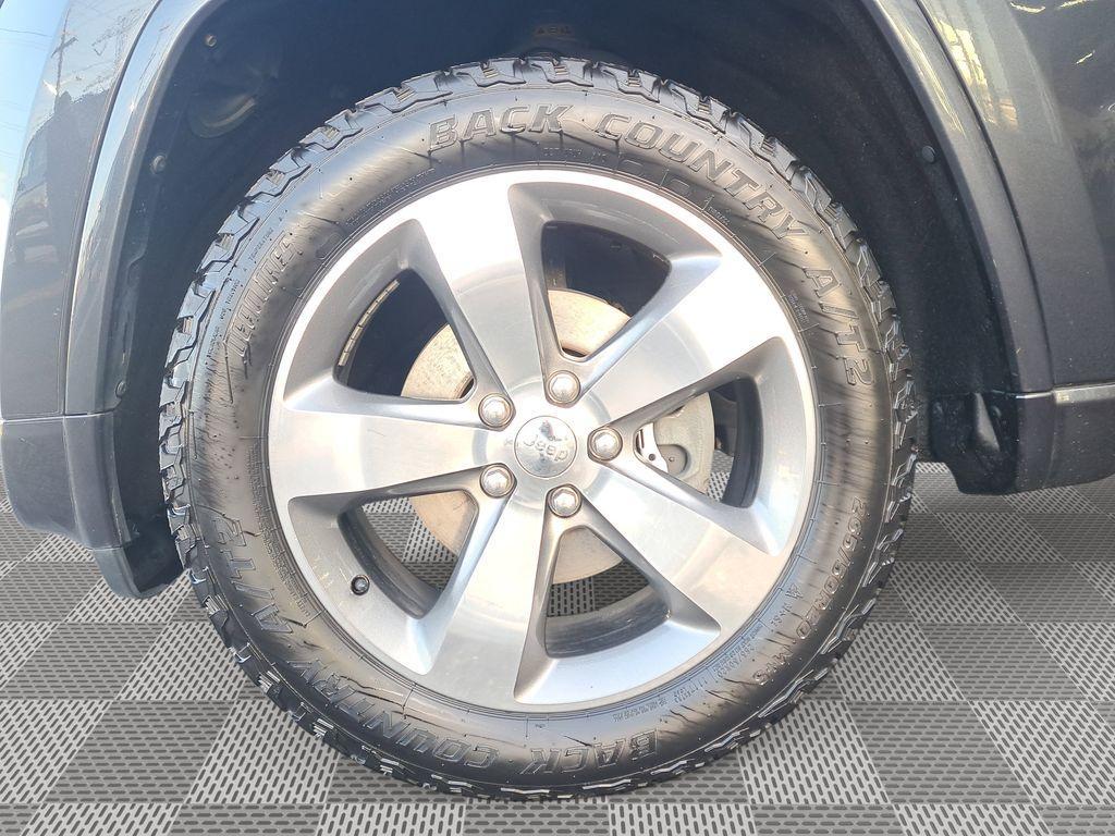 used 2014 Jeep Grand Cherokee car, priced at $14,991