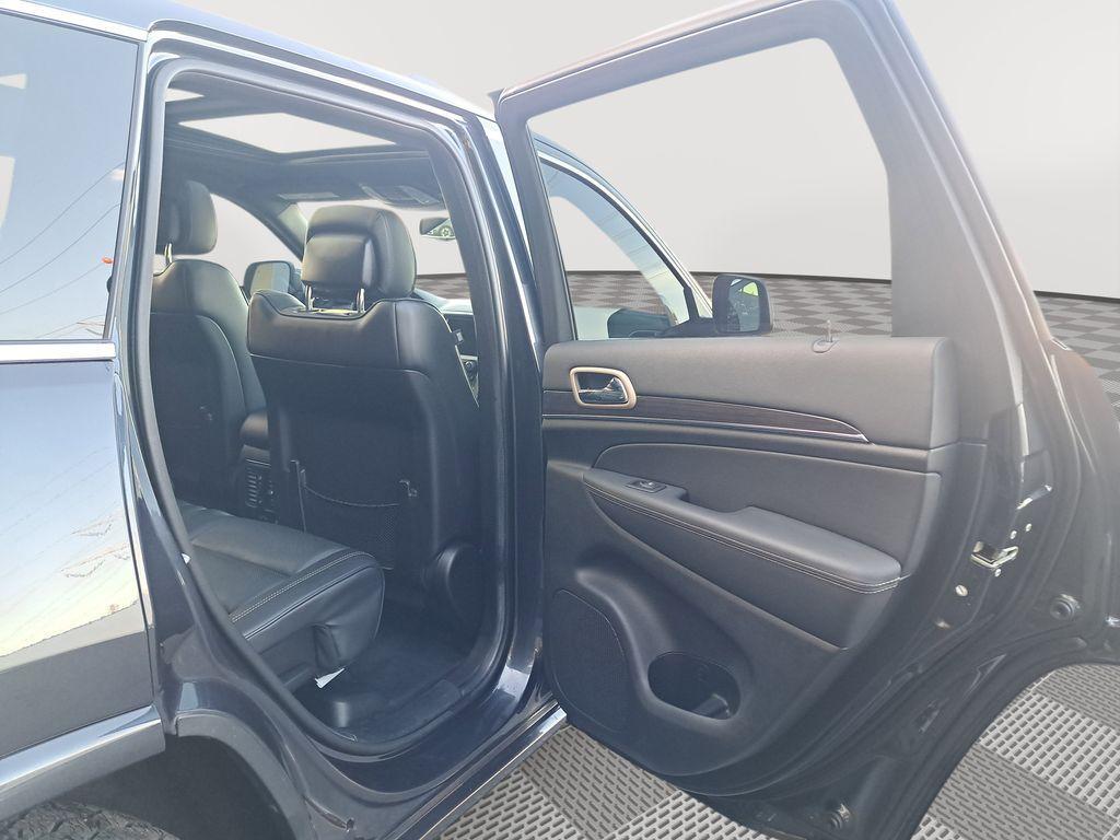 used 2014 Jeep Grand Cherokee car, priced at $14,991