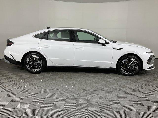 new 2024 Hyundai Sonata car, priced at $29,900