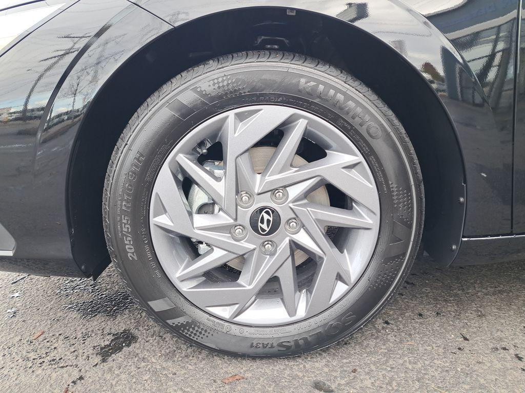 new 2026 Hyundai ELANTRA HEV car, priced at $26,555