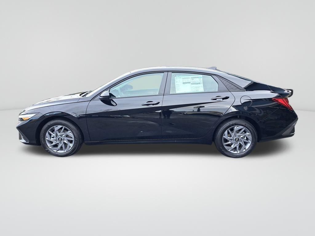 new 2026 Hyundai ELANTRA HEV car, priced at $26,555