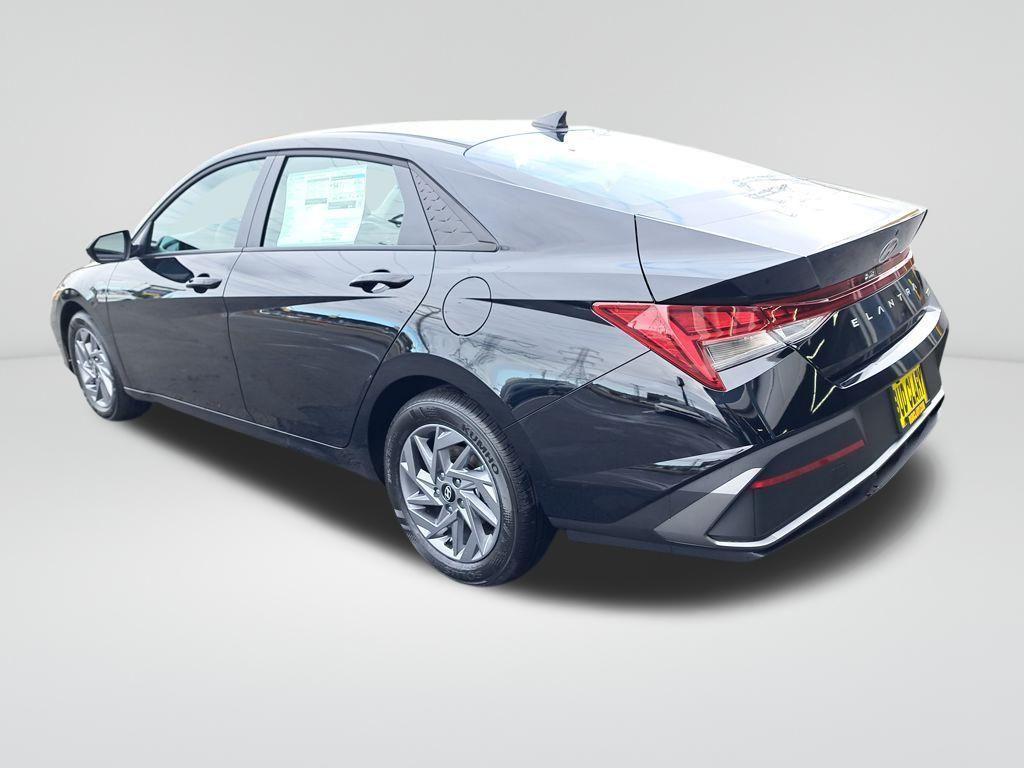 new 2026 Hyundai ELANTRA HEV car, priced at $26,555