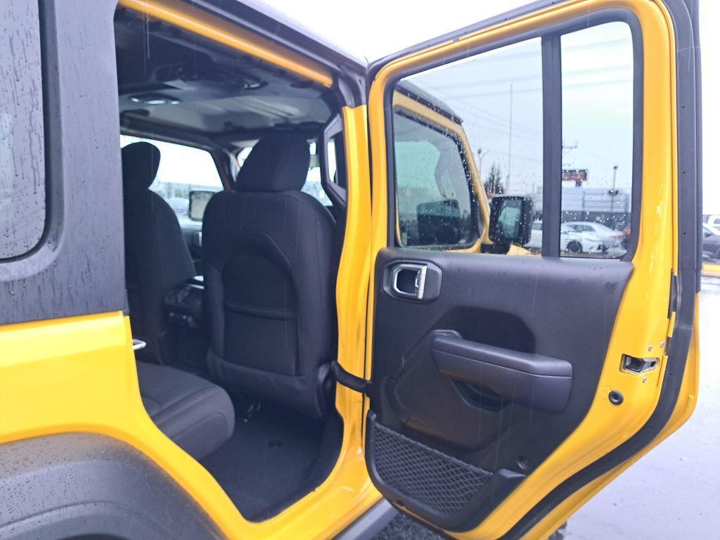 used 2021 Jeep Wrangler Unlimited car, priced at $33,284