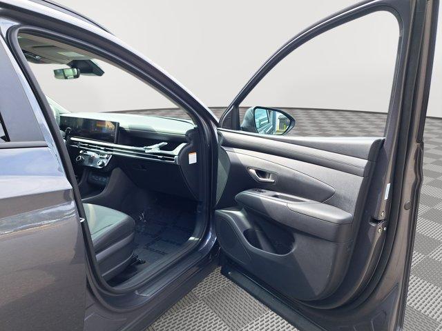 new 2025 Hyundai TUCSON Hybrid car, priced at $37,812