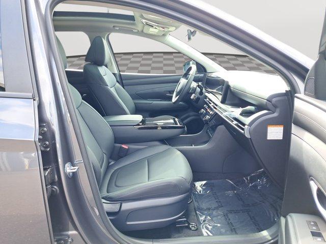 new 2025 Hyundai TUCSON Hybrid car, priced at $37,812