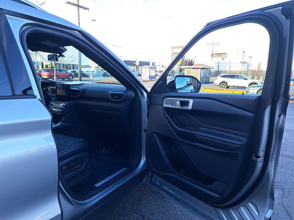 used 2020 Ford Explorer car, priced at $23,731