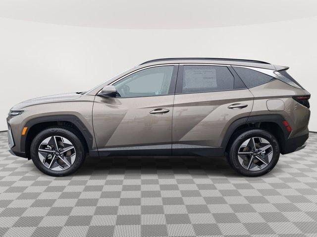 new 2025 Hyundai TUCSON Hybrid car