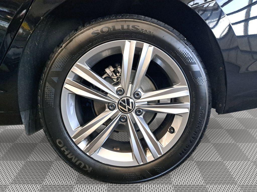 used 2024 Volkswagen Jetta car, priced at $20,576