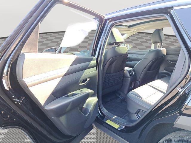 new 2025 Hyundai TUCSON Hybrid car, priced at $37,876