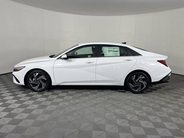 new 2025 Hyundai ELANTRA HEV car, priced at $30,990