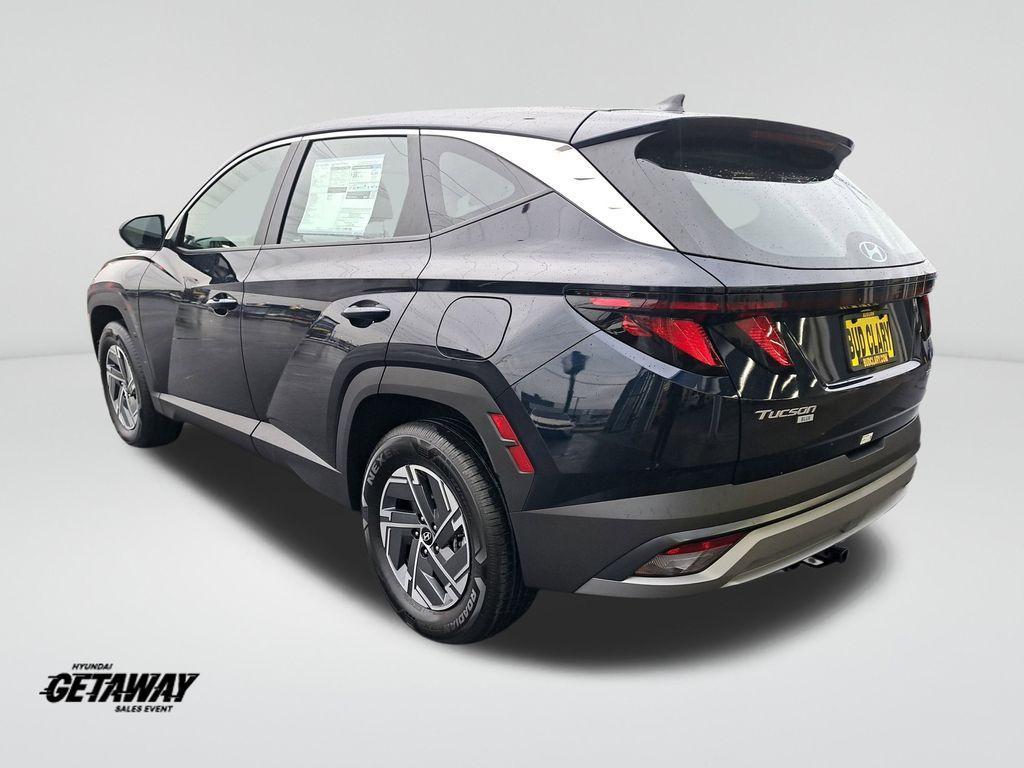 new 2026 Hyundai TUCSON Hybrid car, priced at $31,875