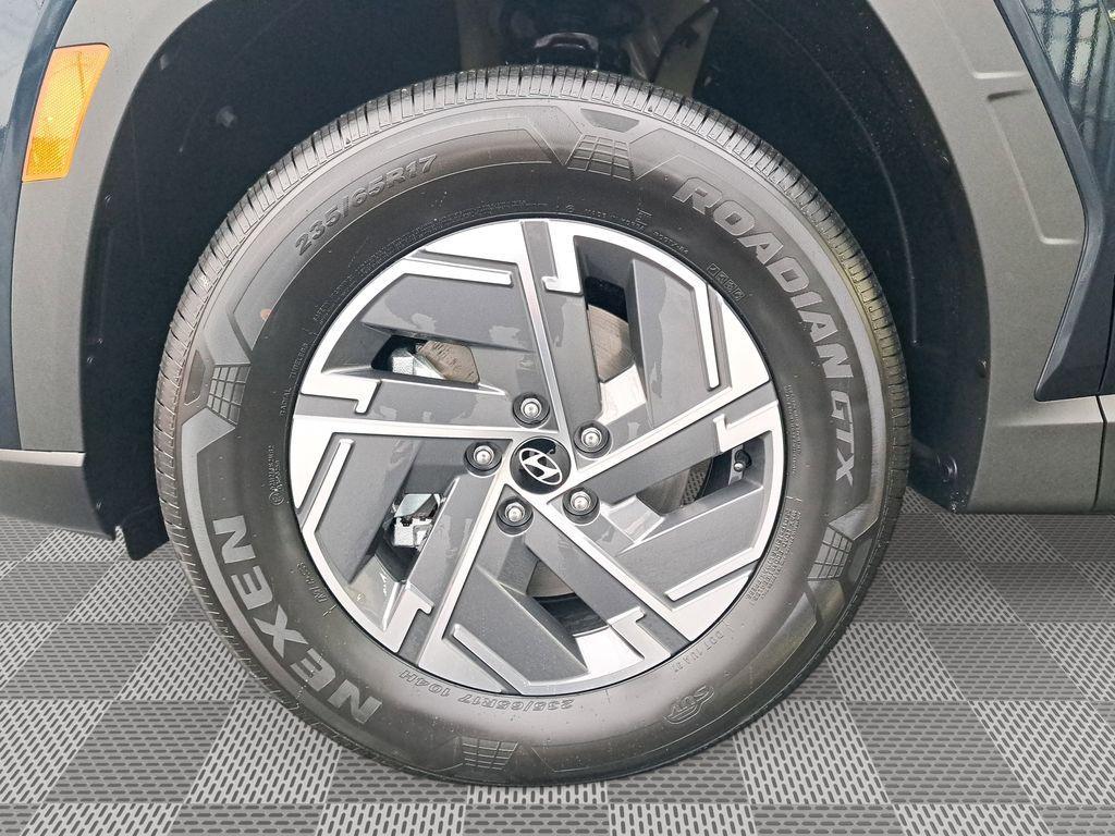 new 2026 Hyundai TUCSON Hybrid car, priced at $31,875