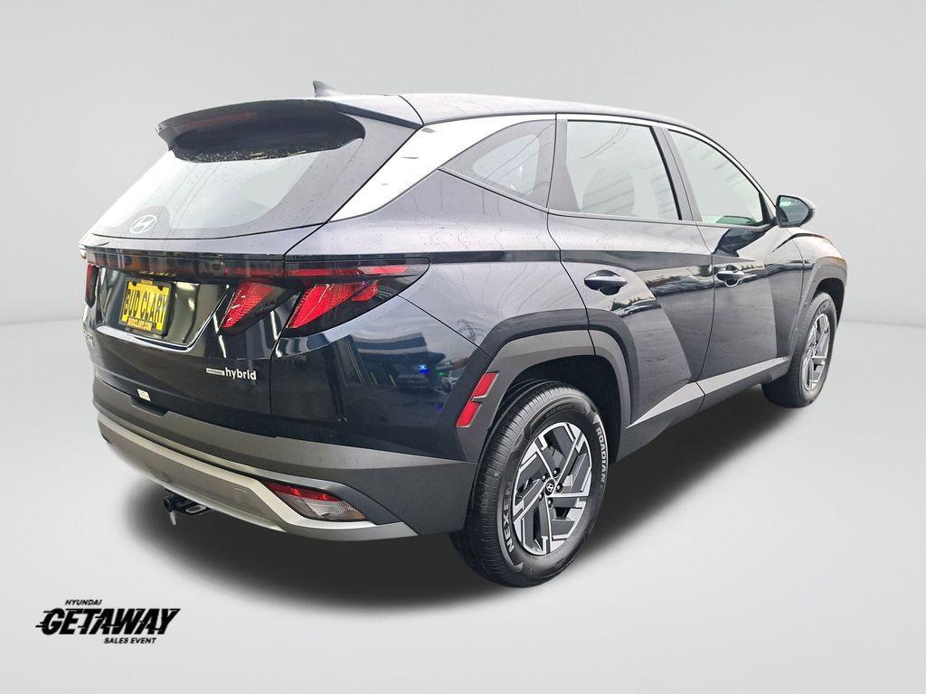 new 2026 Hyundai TUCSON Hybrid car, priced at $31,875