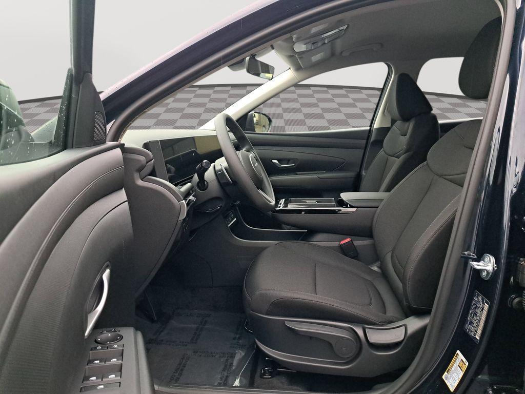 new 2026 Hyundai TUCSON Hybrid car, priced at $31,875