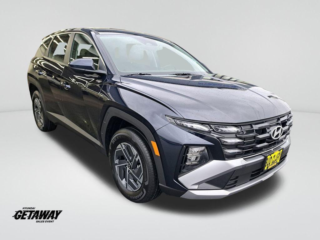 new 2026 Hyundai TUCSON Hybrid car, priced at $31,875