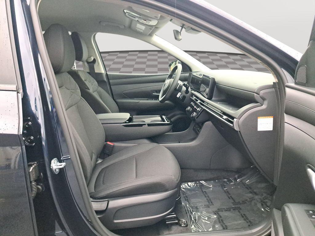 new 2026 Hyundai TUCSON Hybrid car, priced at $31,875