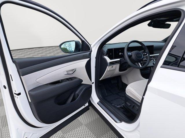 new 2025 Hyundai Tucson car, priced at $41,280