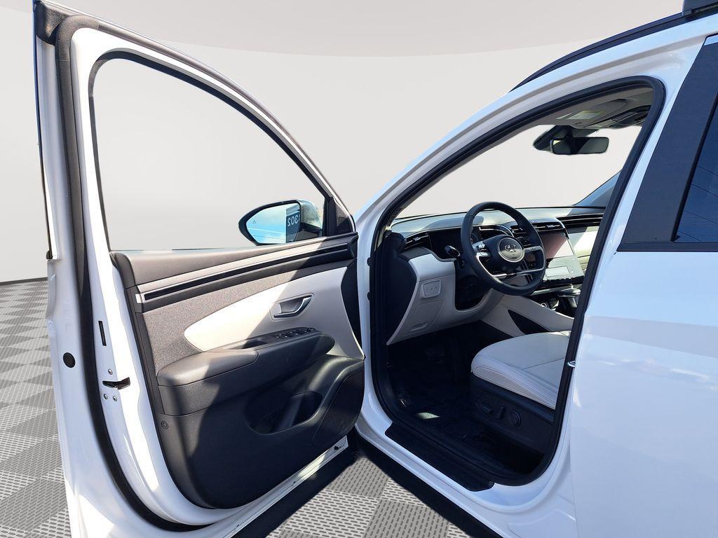 new 2024 Hyundai Tucson car, priced at $28,594
