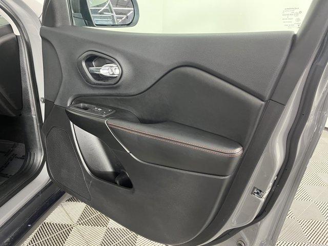 used 2019 Jeep Cherokee car, priced at $19,134