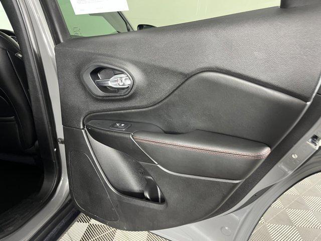 used 2019 Jeep Cherokee car, priced at $19,134