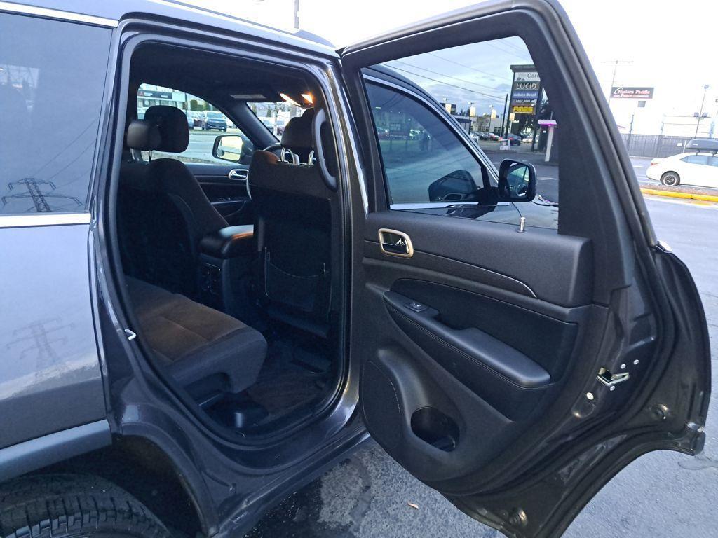 used 2017 Jeep Grand Cherokee car, priced at $14,995