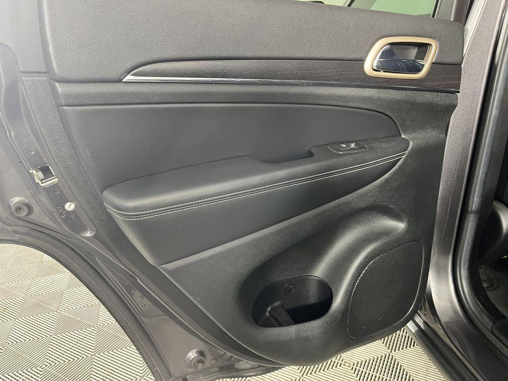 used 2014 Jeep Grand Cherokee car, priced at $13,212