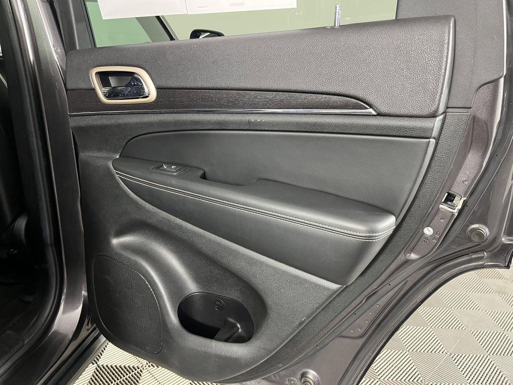 used 2014 Jeep Grand Cherokee car, priced at $13,212