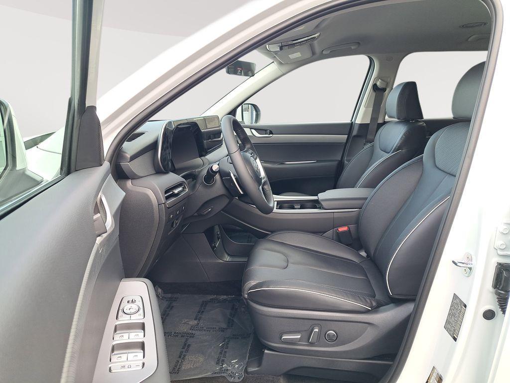 new 2025 Hyundai Palisade car, priced at $37,186