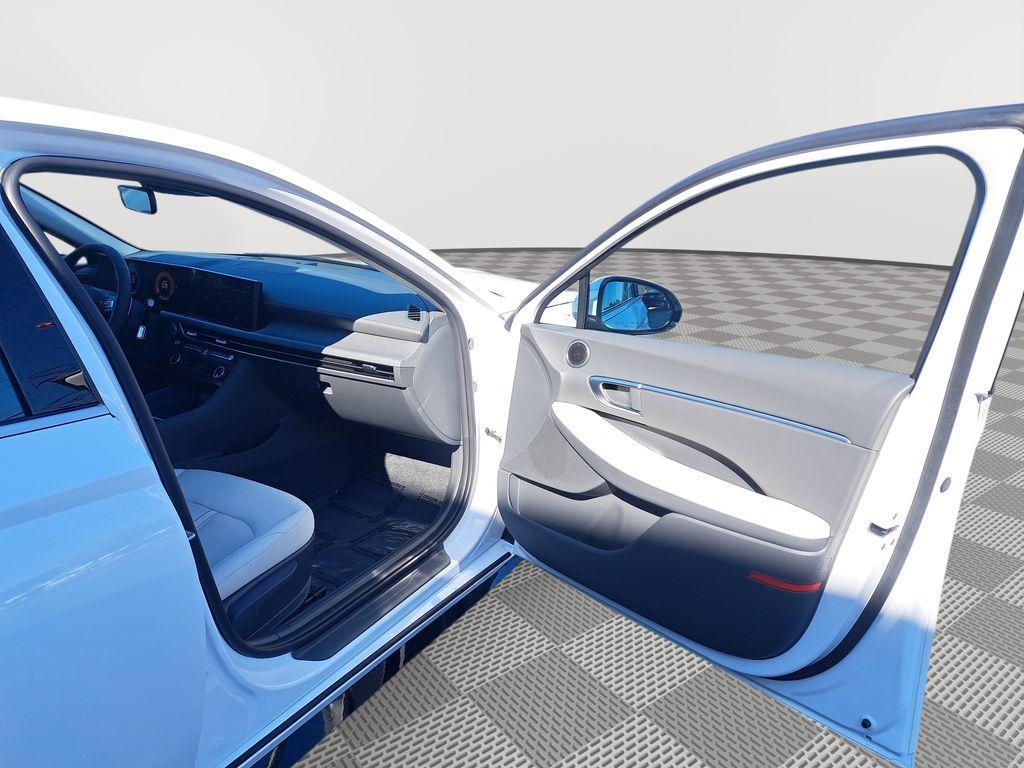 new 2026 Hyundai Sonata car, priced at $32,600