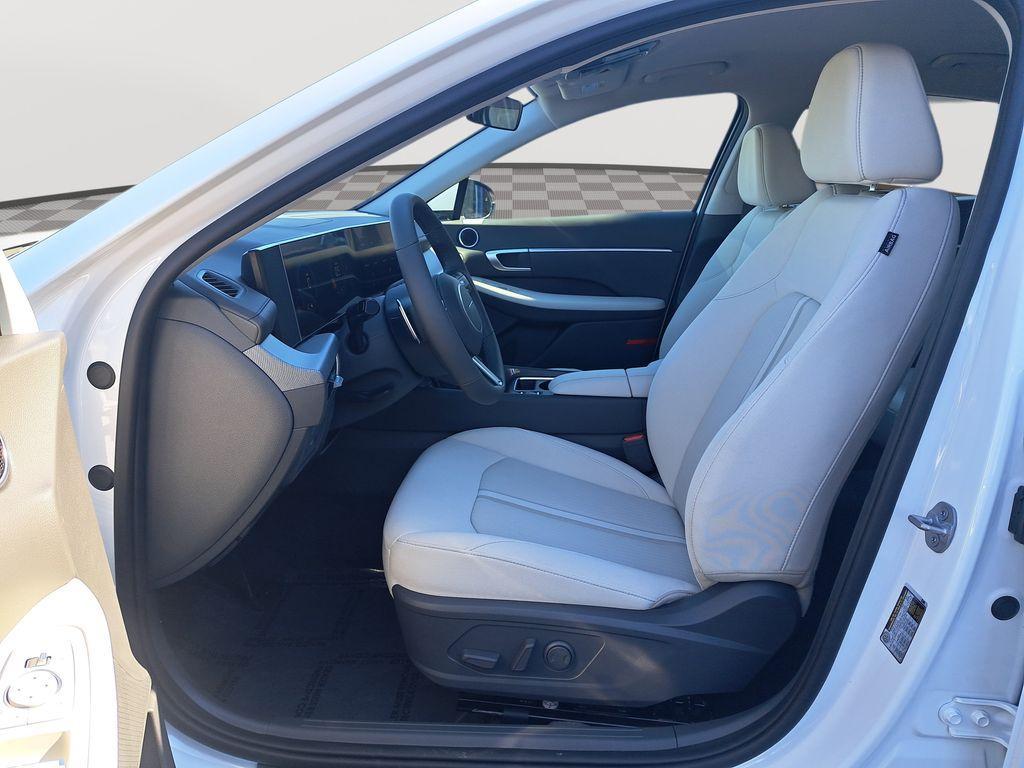 new 2026 Hyundai Sonata car, priced at $32,600