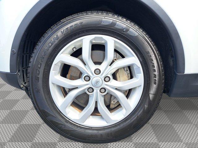 used 2019 Land Rover Discovery car, priced at $15,891