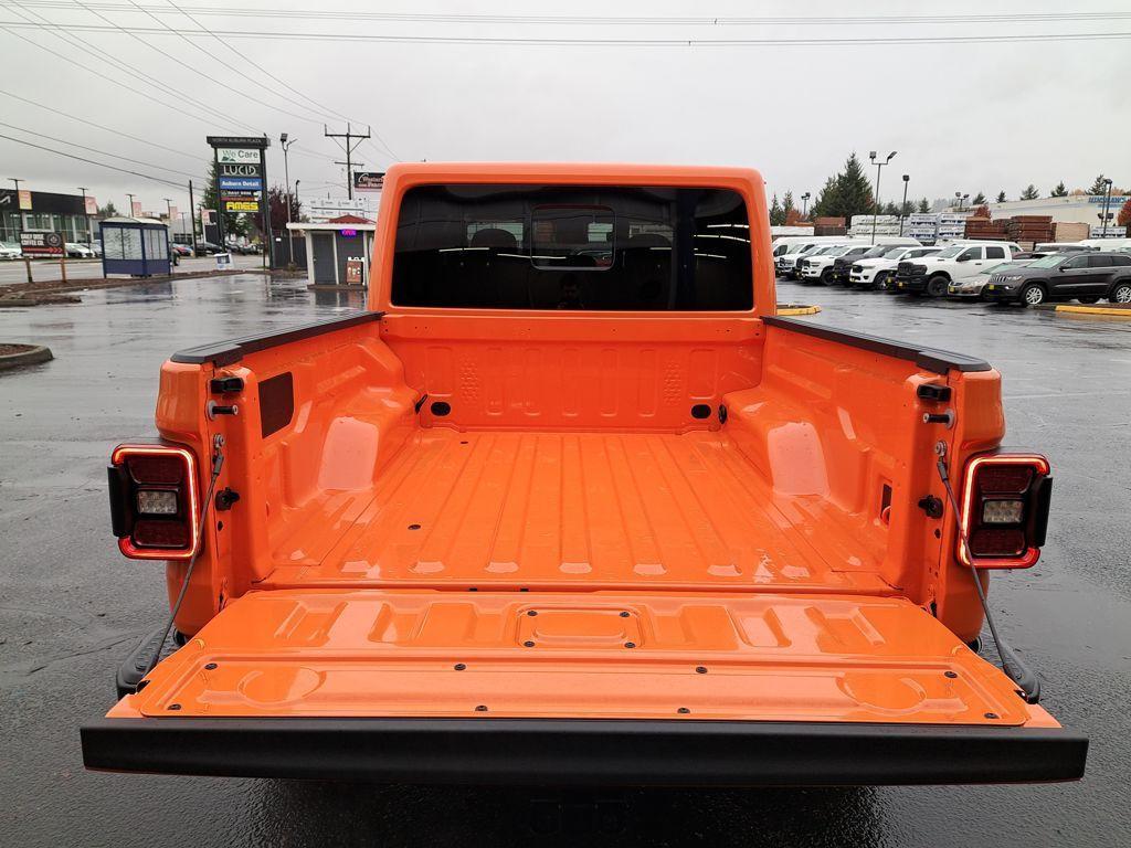 used 2025 Jeep Gladiator car, priced at $52,157