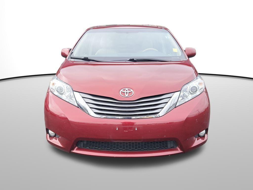 used 2014 Toyota Sienna car, priced at $17,710