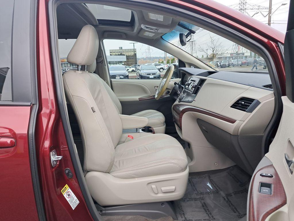 used 2014 Toyota Sienna car, priced at $18,210