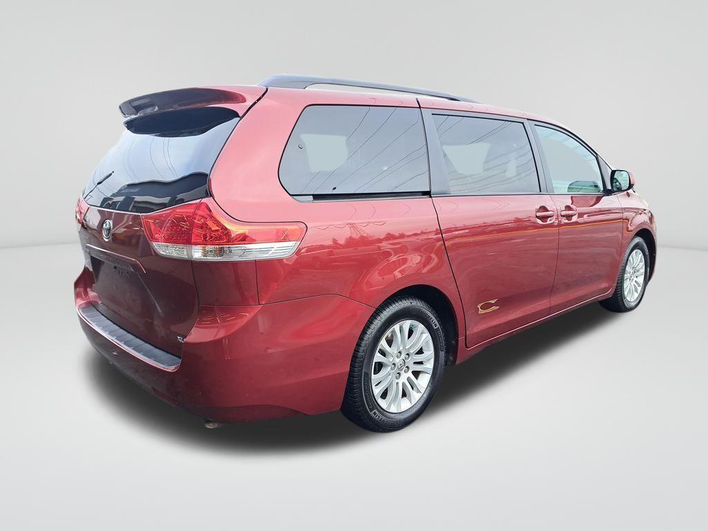 used 2014 Toyota Sienna car, priced at $18,210
