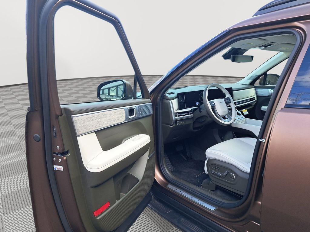 new 2025 Hyundai Santa Fe car, priced at $47,975