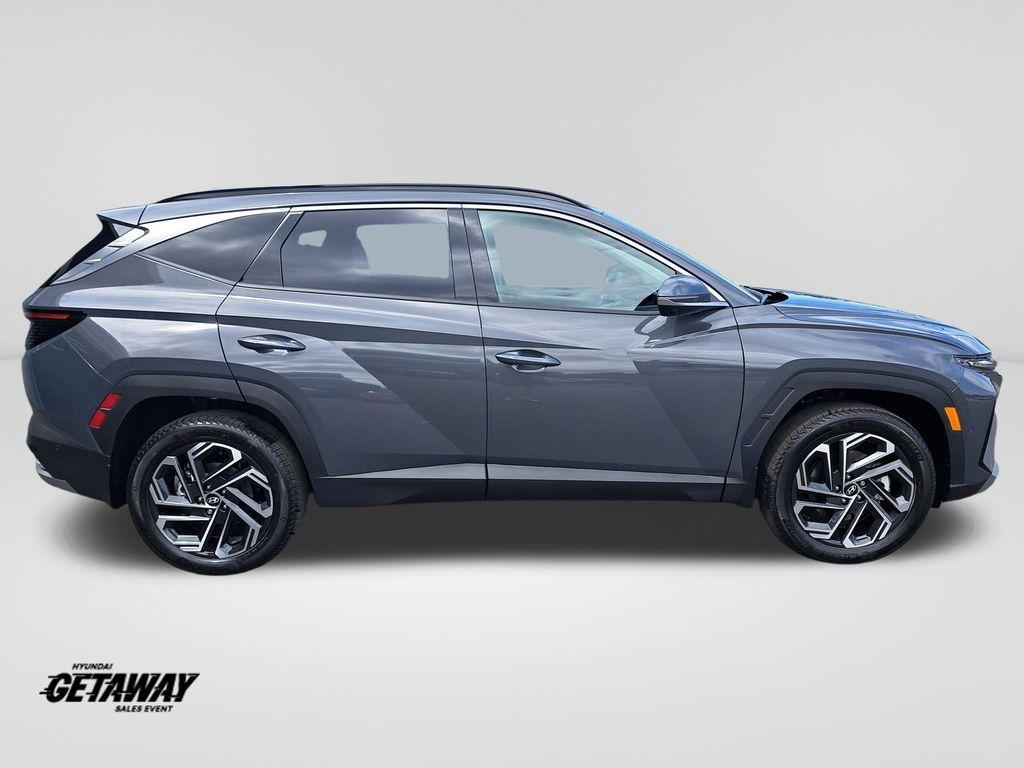 new 2025 Hyundai Tucson car, priced at $36,077