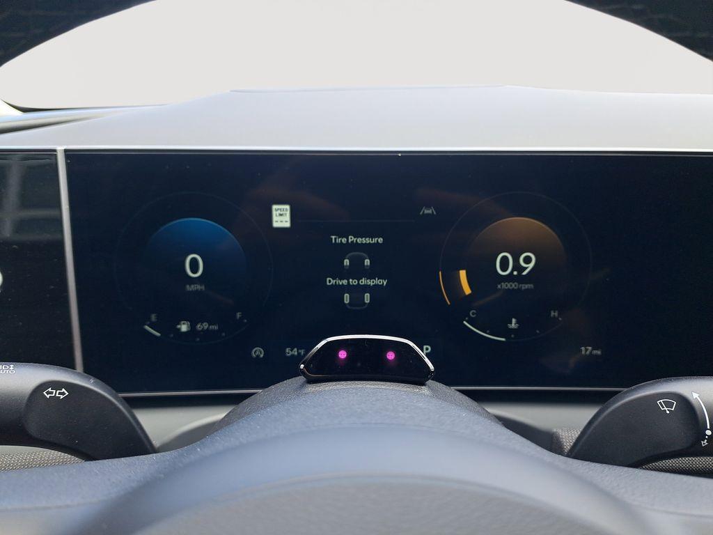 new 2025 Hyundai Tucson car, priced at $36,077