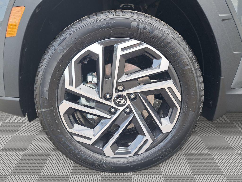 new 2025 Hyundai Tucson car, priced at $36,077