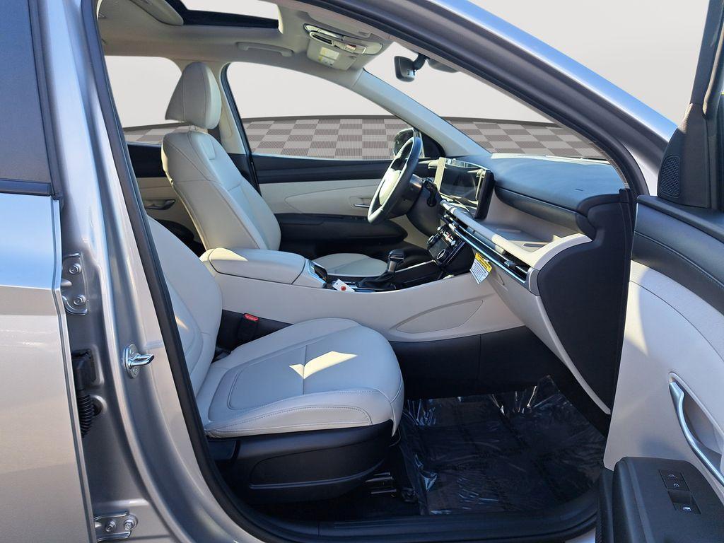 new 2025 Hyundai Tucson car, priced at $33,874